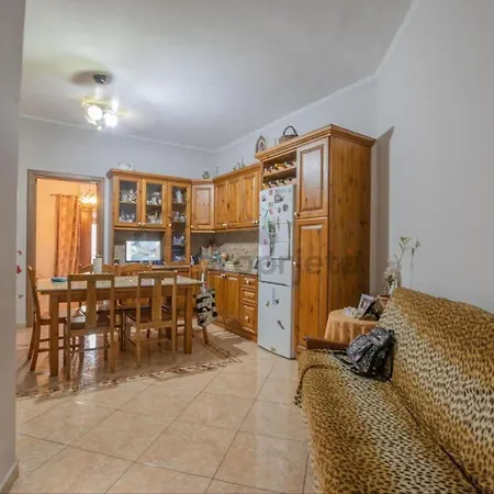 Cosy Private 5 Minutes Walk From The Airport * Gudja